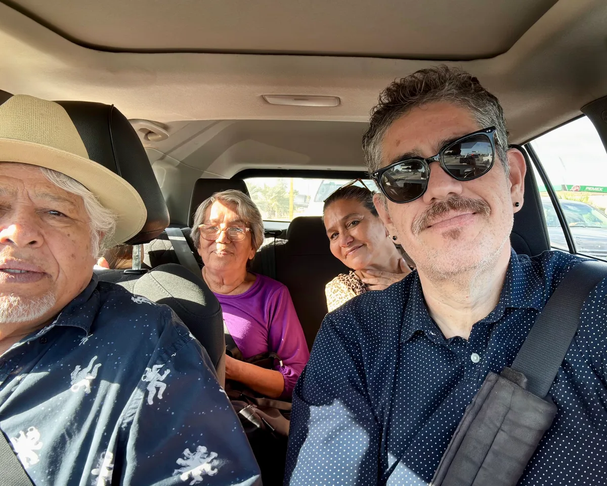 Driving down to Los Mochis with Dad (front), Mom and auntie Tollín (back). 